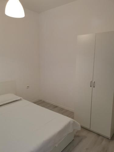 Apartamente Sara 2013