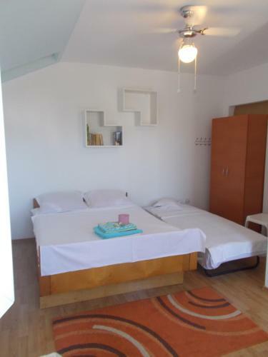 Hostal Vila Rapsodiei