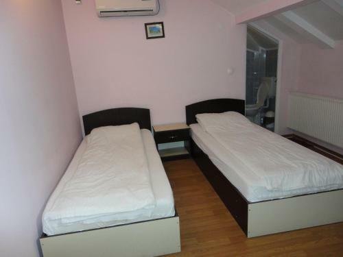 Hostal Villa George