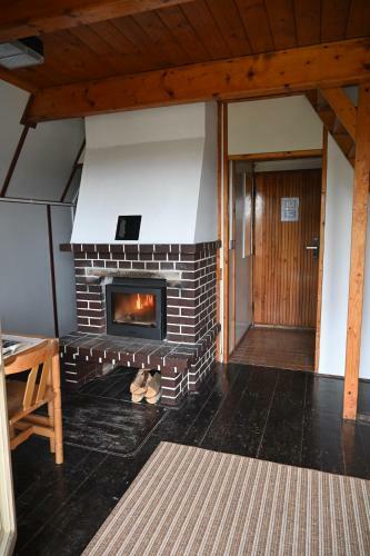 Hostal Rs Bernov Z�ti?�