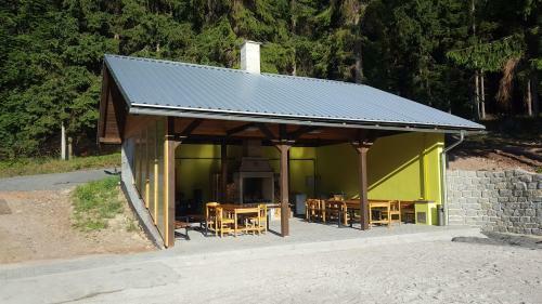 Hostal Rs Bernov Z�ti?�