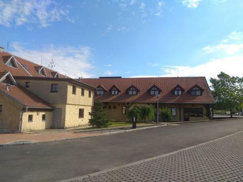 Hotel Statek Ol?any