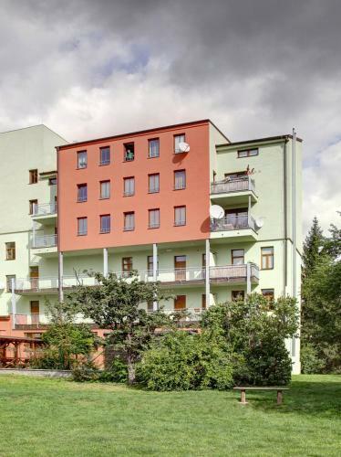 Orange Apartment Se Slunnou Terasou