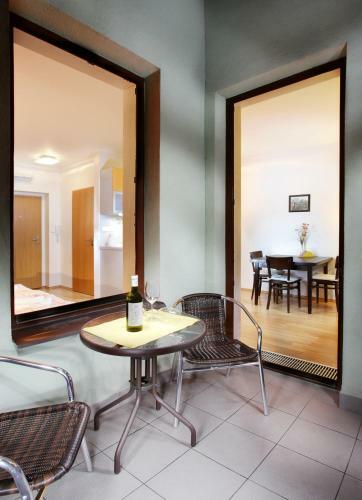 Orange Apartment Se Slunnou Terasou