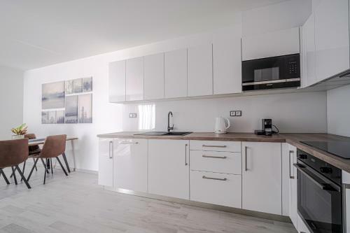Grunt Apartments