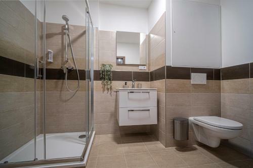 Grunt Apartments