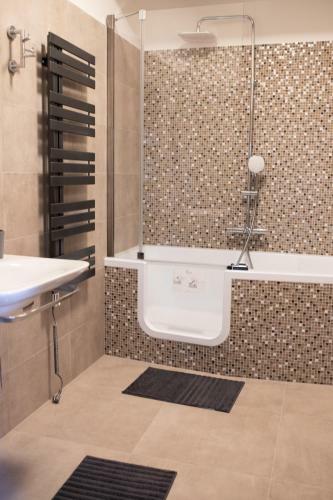 Hostal Apartm�ny V�no Hru?ka Pardubice