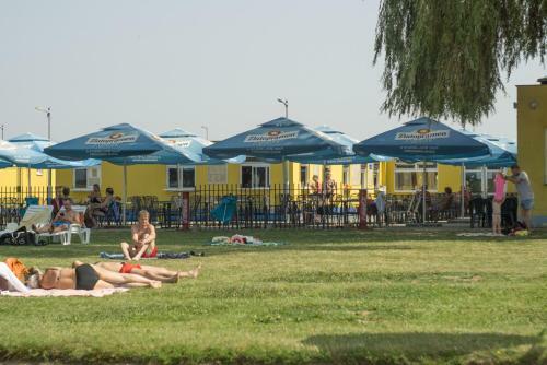 Auto-aqua-cyclocamp Ostro?sk� Nov� Ves