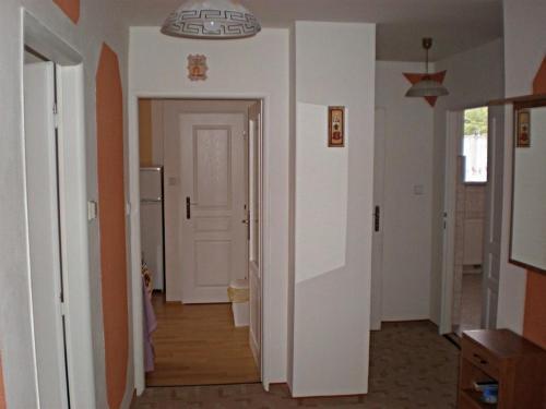 Apartment U Semushki 2