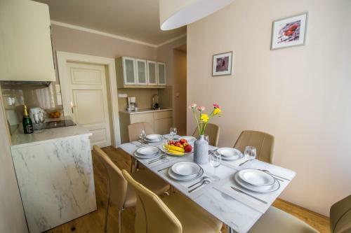 Apartamento Unique Apt 250m From The Charles Bridge