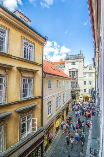 Apartamento Unique Apt 250m From The Charles Bridge