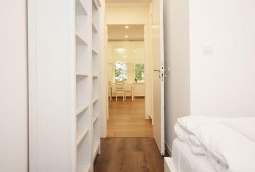 Havlicek Gardens Apartment