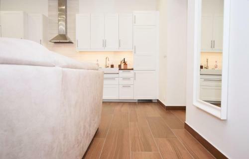 Havlicek Gardens Apartment