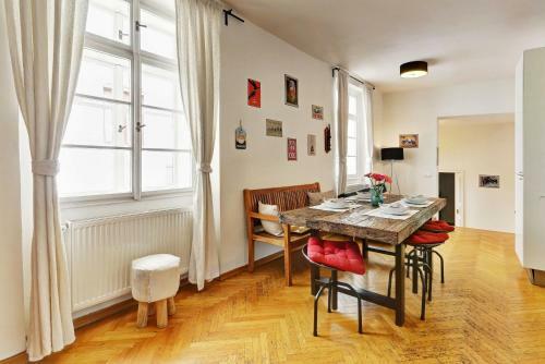 Historic Centre Apartments VII