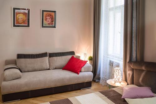 Modern Apartment Zlatnicka 8