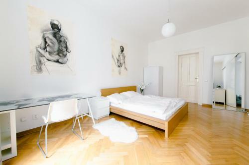 Kubel�kova Apartments