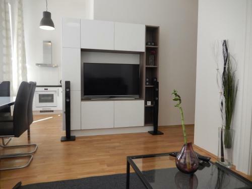 Wenceslas Square Apartments By Otsa