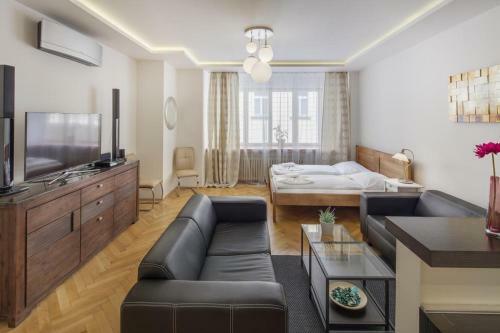 Wenceslas Square Apartments By Otsa