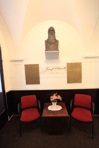 Hostel Hl�vkova