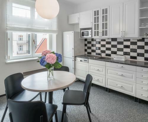 Aparthotel Mordecai Twelve