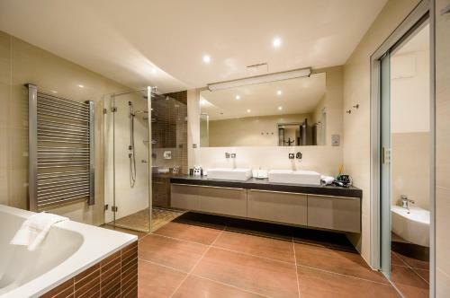 Apartamentos President Apt + Concierge By Prague Castle, Views