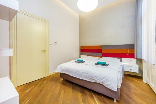 Bellevue Apartment