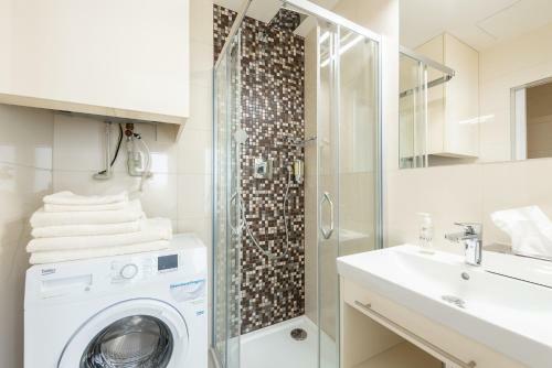 Cozy&quiet Apartment With A/c In City Centre