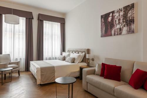 Aparthotel H7 Palace