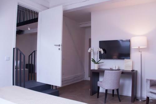 Aparthotel H7 Palace