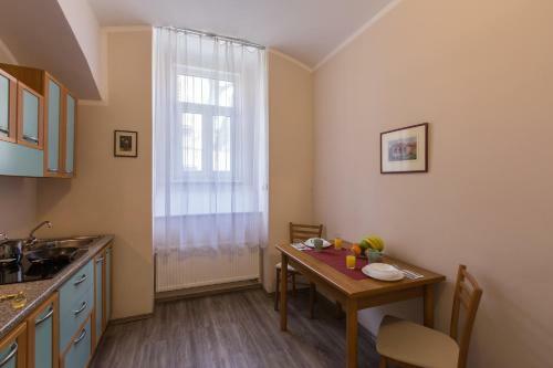 Duskova Apartments