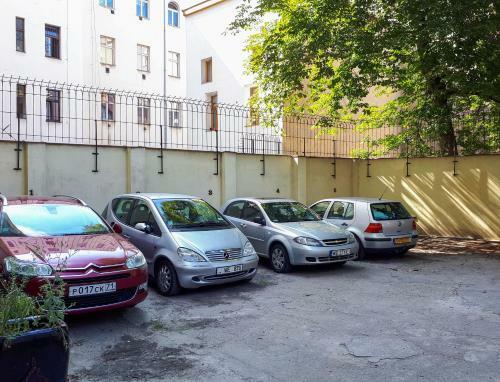Duskova Apartments