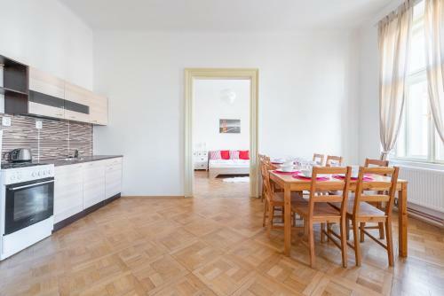 Residence Tesnov Apartment