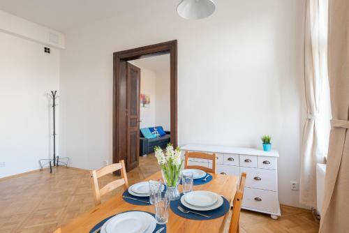 Residence Tesnov Apartment