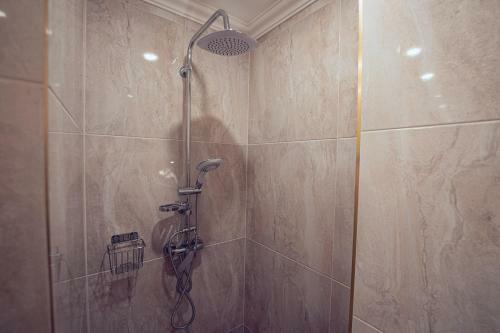 Hotel Svatoj�nsk� Dv?r