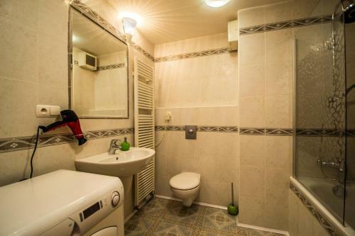 Riverside Ruterra Apartment