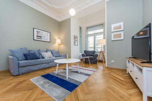Opera Apartments