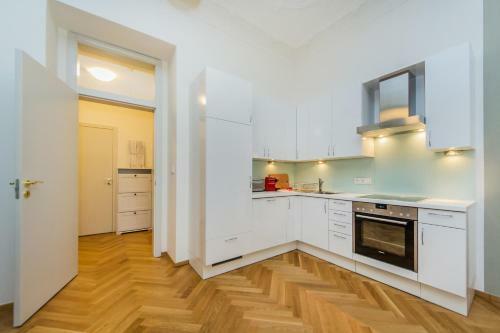 Opera Apartments