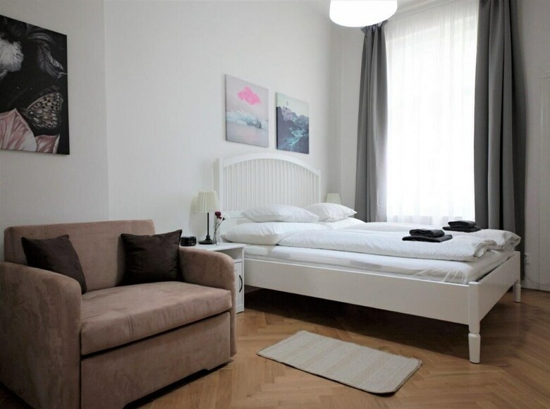 City Castle Aparthotel