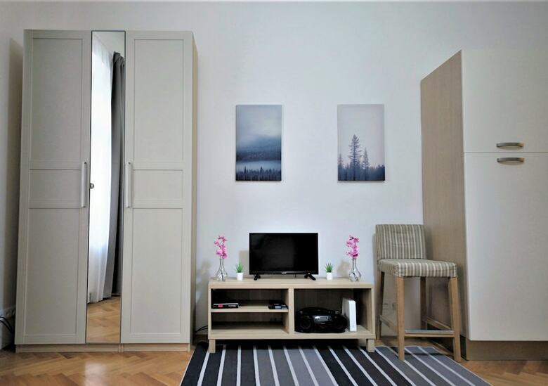 City Castle Aparthotel