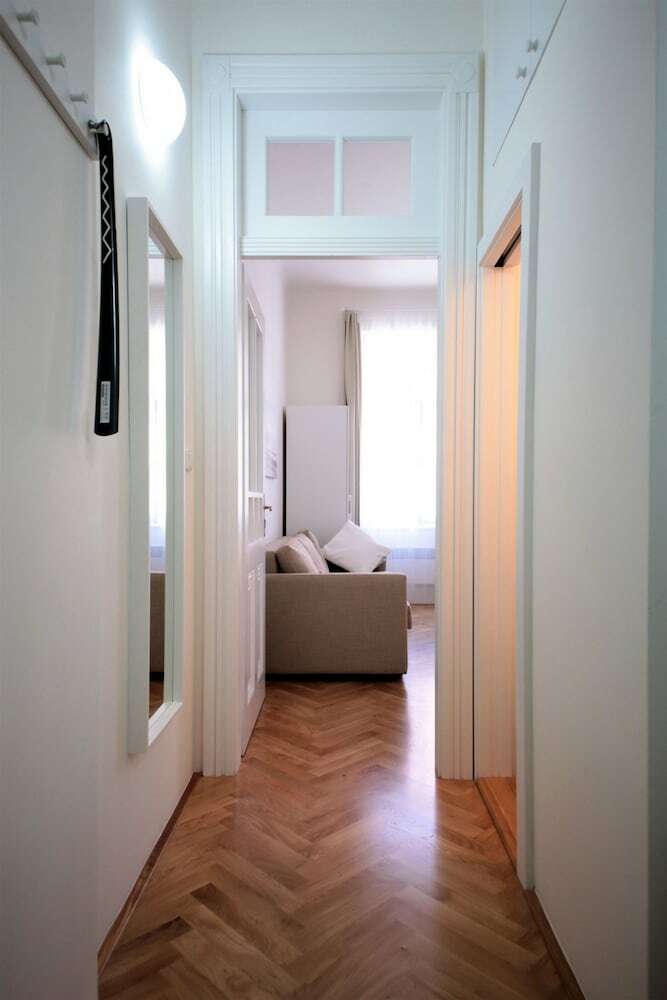 City Castle Aparthotel