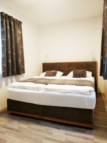 Historic Centre Aparthotel X