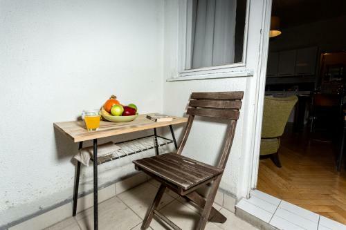 Riverside Apartments Ostrovni