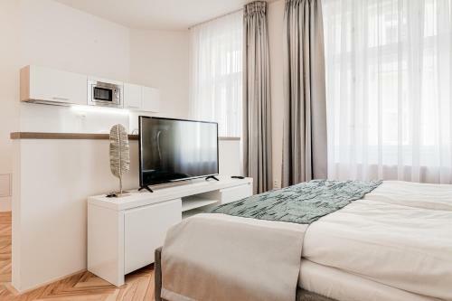 Gold Art Apartments