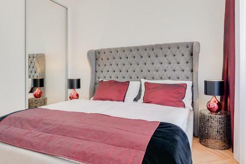 Gold Art Apartments