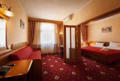 Aksania Hotel