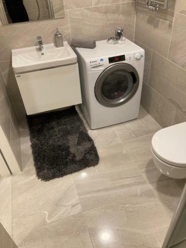 Apartement Blanc Harfa Design