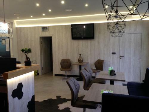 Hostal Apartment Roci