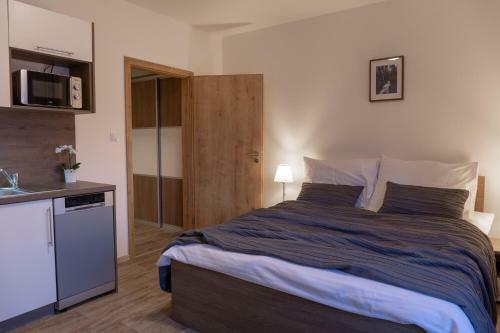 Hostal Pension George