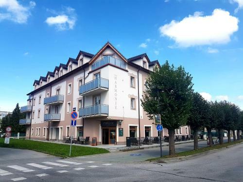 Wellness Hotel Harmonie T?ebo?