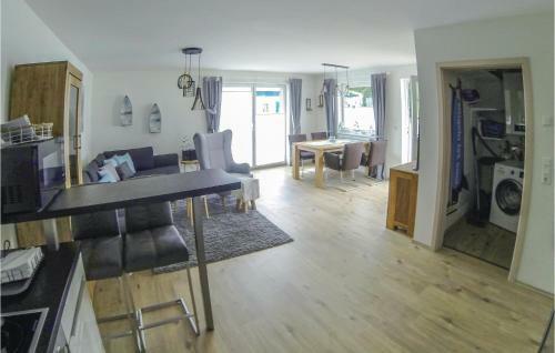 Two-bedroom Holiday Home In Altefahr/rugen